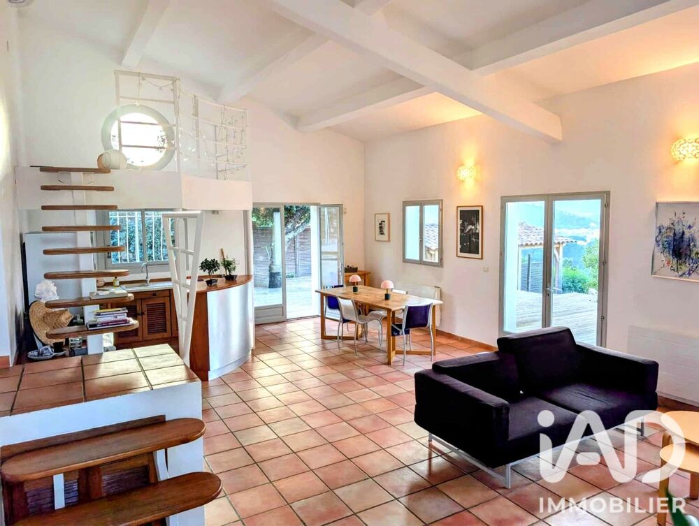 Vente Maison Vente Maison traditionnelle 5 pièces Pierrefeu-du-var