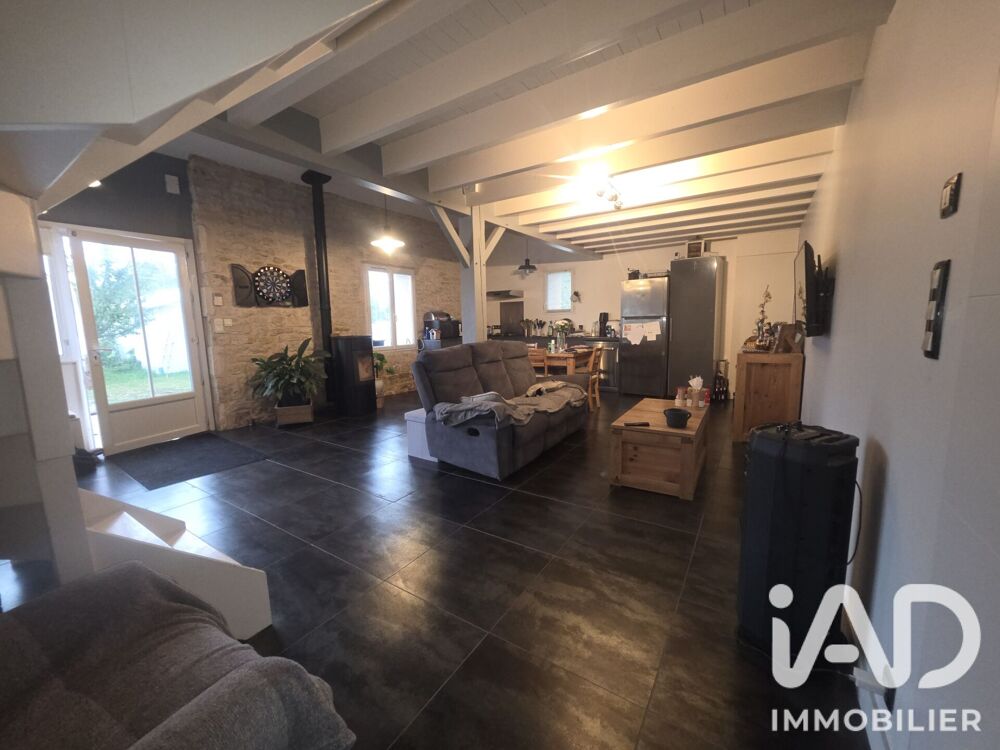 Vente Maison Vente Maison traditionnelle 4 pièces Cram-chaban