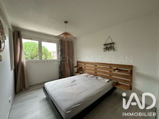  Appartement à louer 4 pièces 80 m²