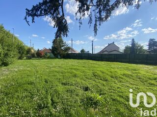 Terrain à vendre 749 m²