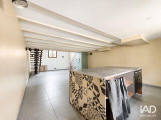  Maison à louer 4 pièces 144 m²