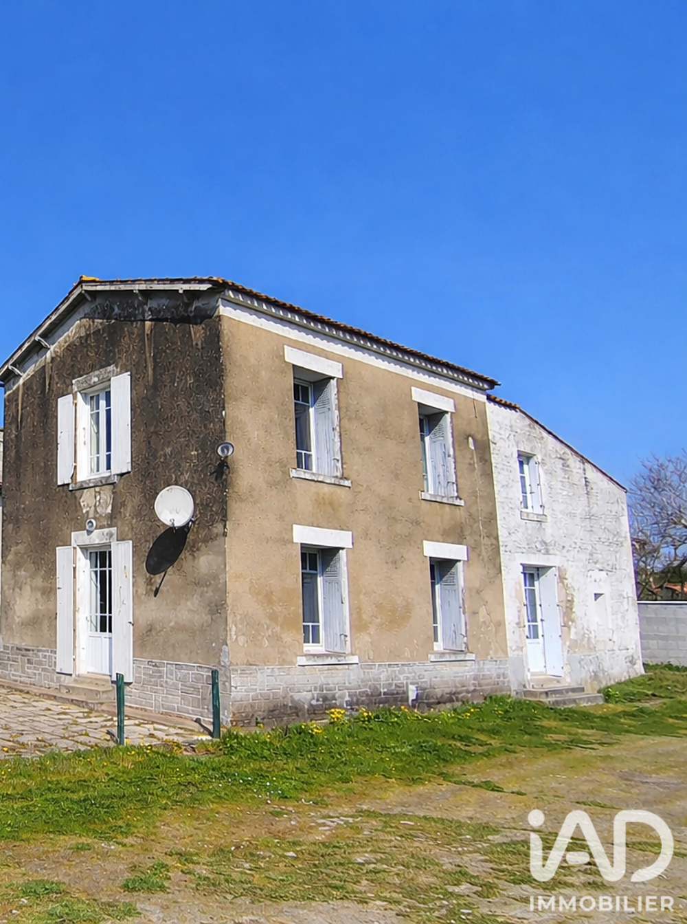 vente Maison - 5 pièce(s) - 101 m² Saint-Martin-de-Fraigneau (85200)
