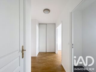  Appartement à louer 2 pièces 53 m²