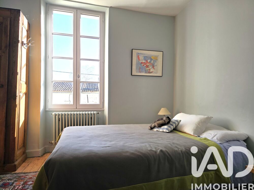 à vendre  Maison Bourg-Charente (16200)
