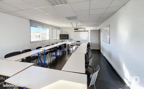   Vente Murs commerciaux 180 m&sup2; 