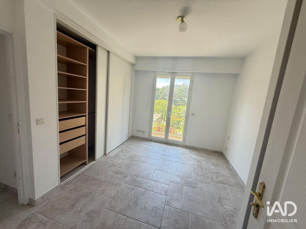 à vendre  Appartement Saint-Laurent-du-Var (06700)