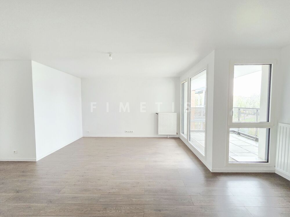 Appartement 3 pièces de 64m² prêt à être habité (2017)