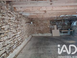  Parking / Garage à vendre 84 m²