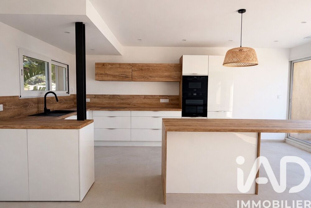 � vendre  Maison Carqueiranne (83320)
