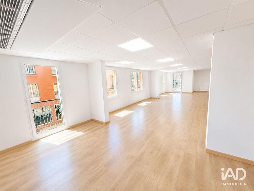  Location - 171 m² Fréjus (83600)