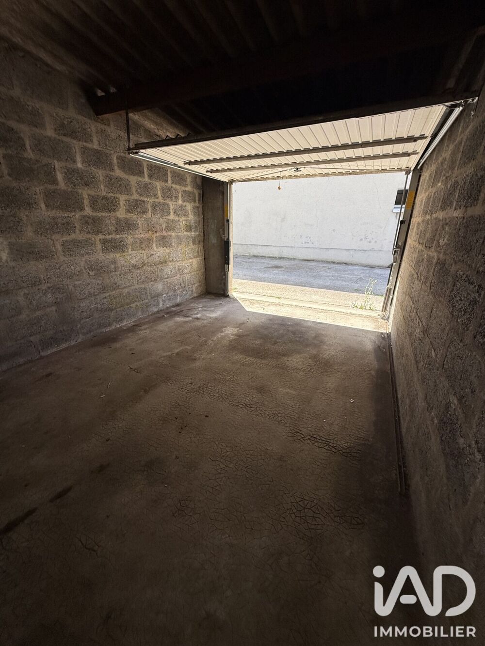 Vente Parking/Garage Vente Garage 14 m&sup2; Vaires-sur-marne