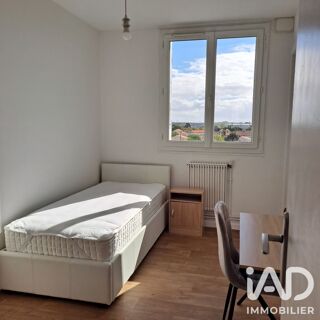  Appartement à louer 4 pièces 63 m²