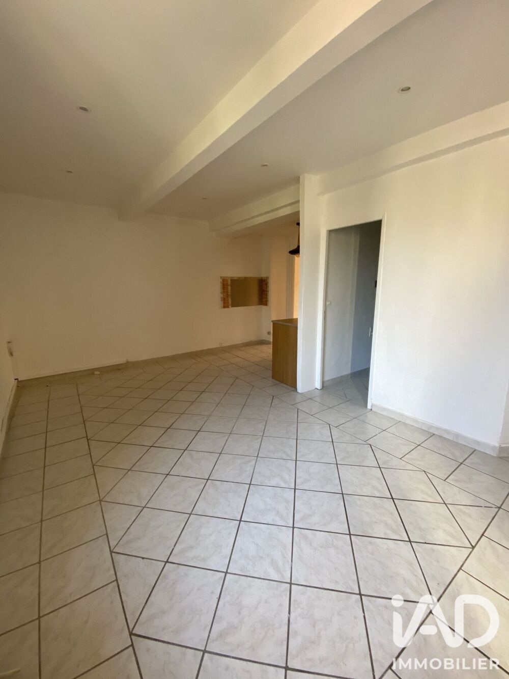 vente Maison - 4 pièce(s) - 64 m² Le Luc (83340)