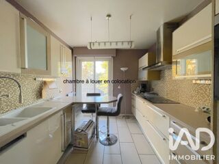  Appartement à louer 5 pièces 88 m² Évry