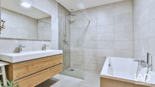  Appartement à vendre 5 pièces 130 m²