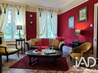  Maison à vendre 15 + pièces 741 m²