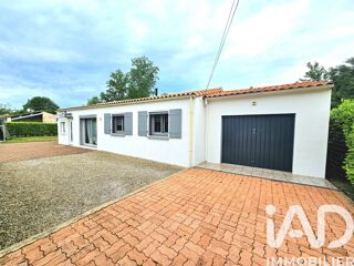 Vente Maison 4 pièces 85 m², Arçais