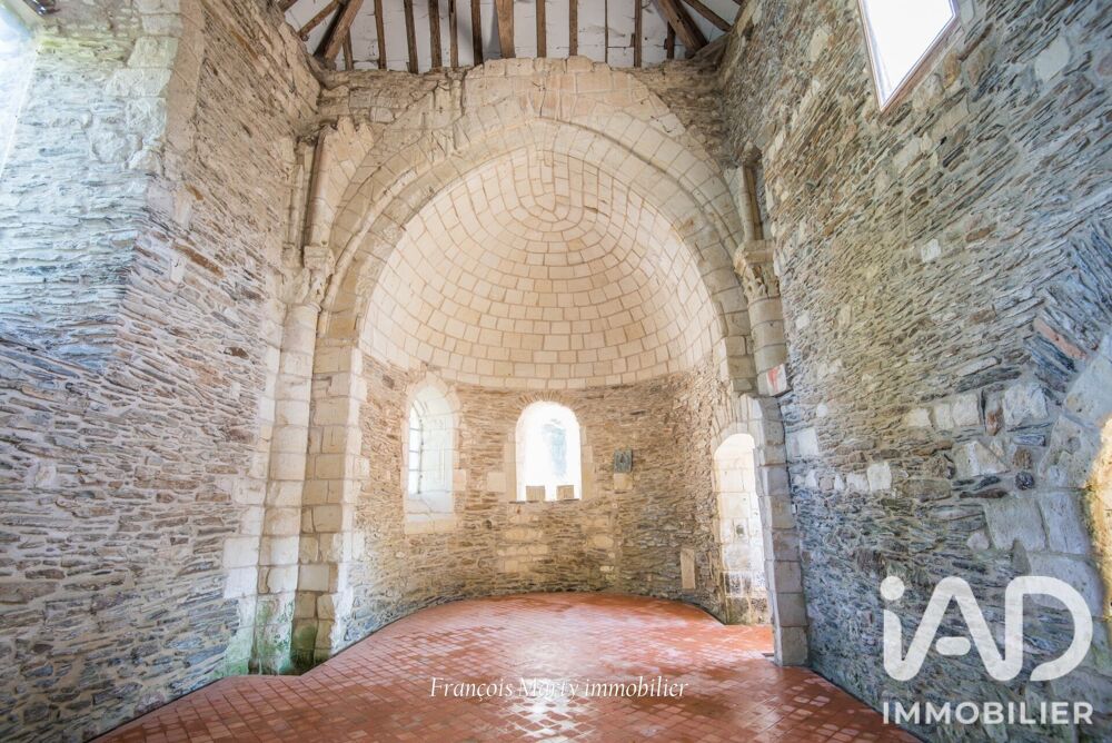 à vendre  Maison Cantenay-Épinard (49460)