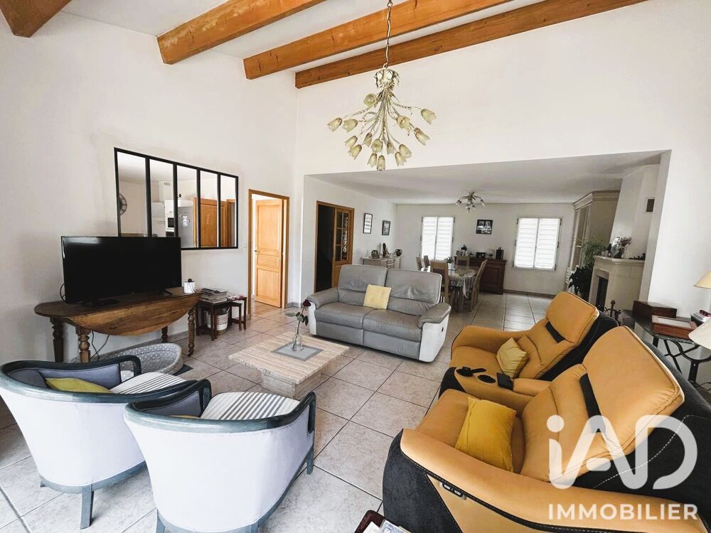 vente Maison - 6 pièce(s) - 165 m² Périgny (17180)