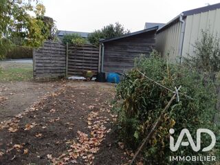  Terrain à vendre 823 m²