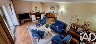  Maison à louer 5 pièces 177 m²