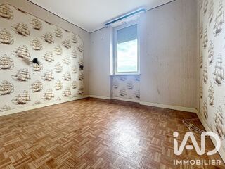  Maison à vendre 15 + pièces 162 m²