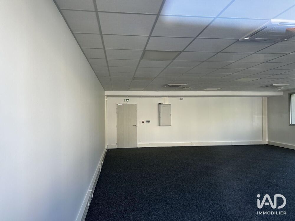   Vente Bureaux 81 m&sup2; Lissieu