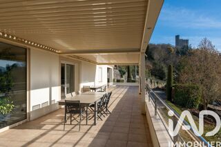  Maison à vendre 8 pièces 235 m²