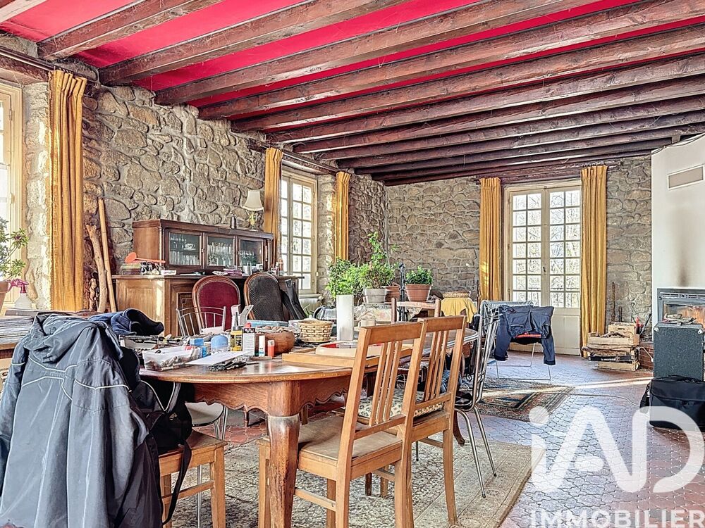 Vente Maison Vente Maison de village 8 pièces Tours-sur-meymont