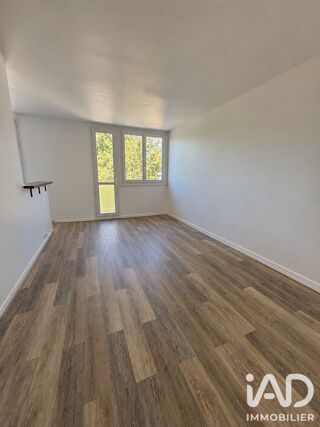  Appartement à louer 3 pièces 55 m²
