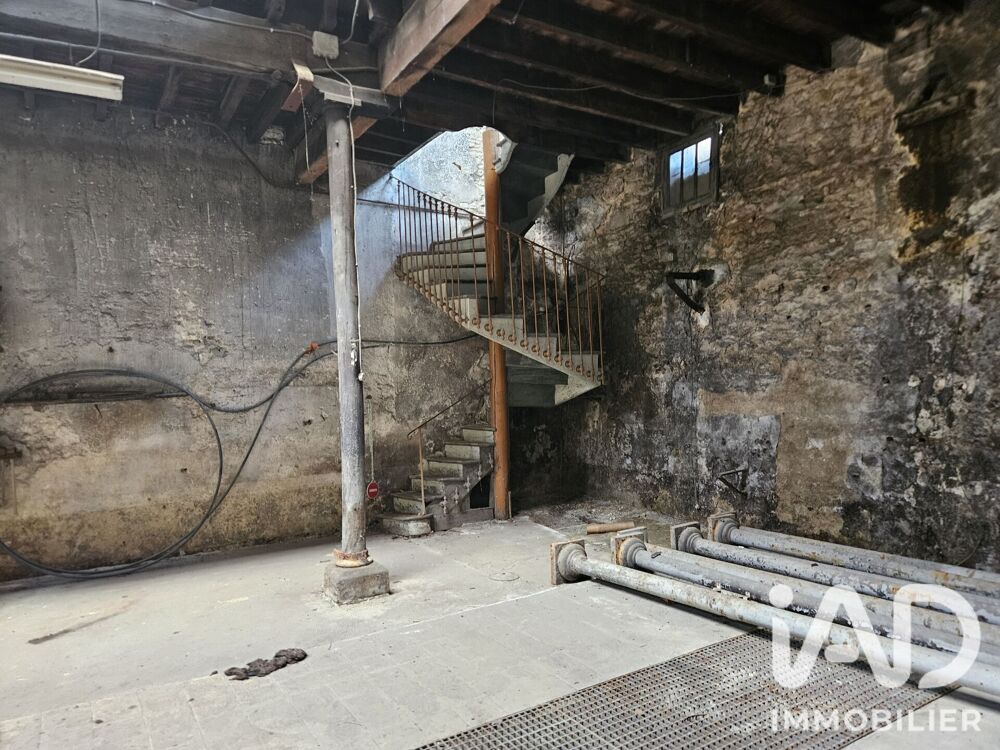 Vente Parking/Garage Vente Garage 199 m&sup2; Cognac