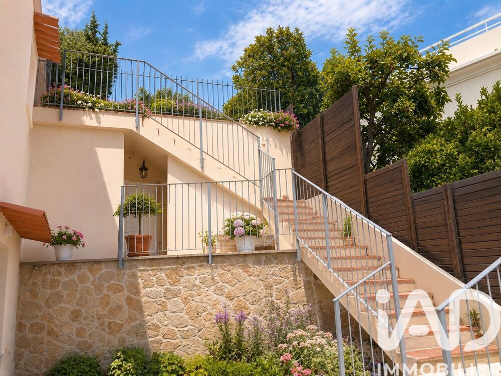 à vendre  Appartement Roquebrune-Cap-Martin (06190)