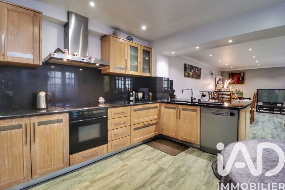 vente Maison - 12 pièce(s) - 352 m² Saint-Germain-sur-Morin (77860)