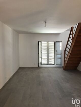  Appartement à louer 2 pièces 35 m²