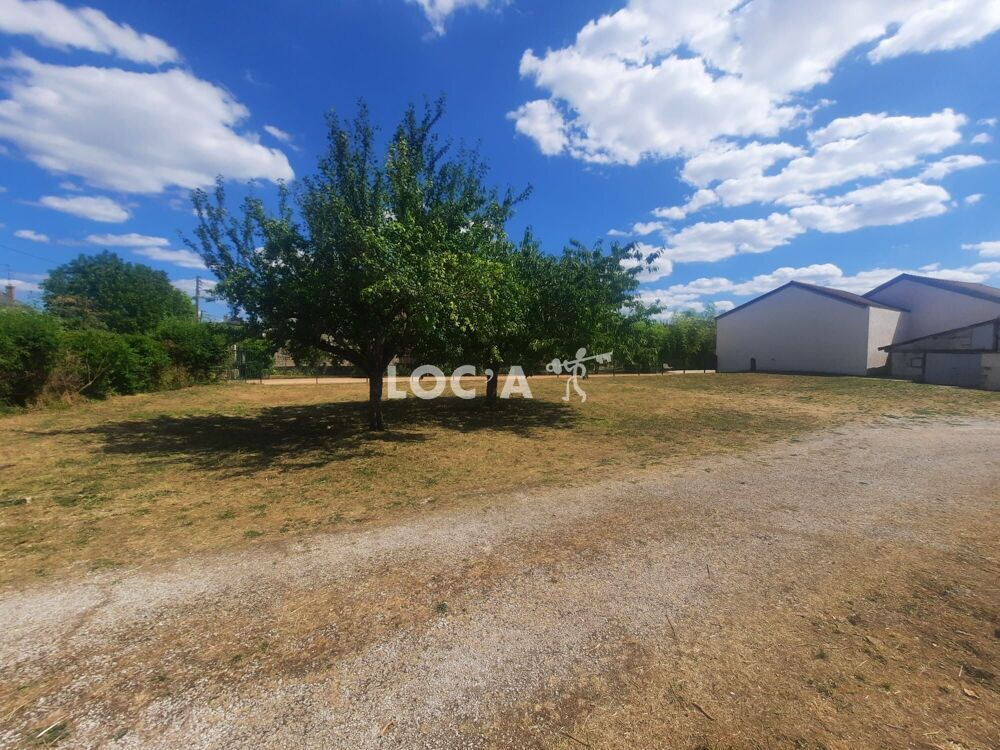 1070€ cc/mois - A SAISIR !! Spacieuse Maison F6 de 117m....