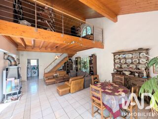  Maison à vendre 9 pièces 227 m²