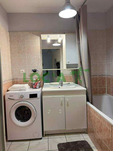  Appartement  louer 4 pices 80 m