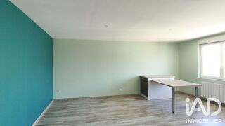  Appartement à louer 2 pièces 46 m²