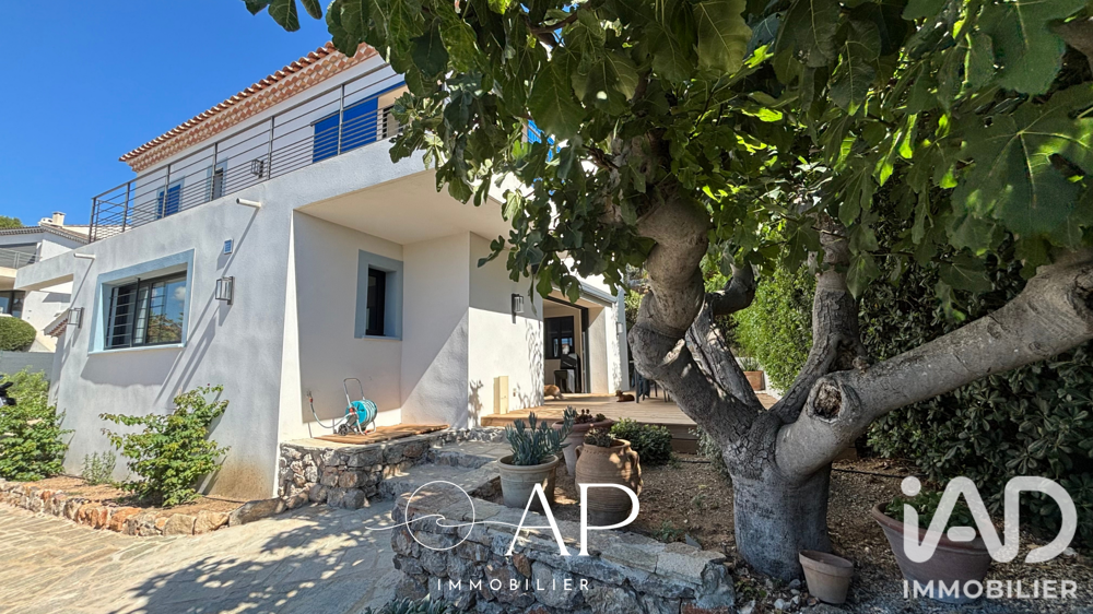 à vendre  Maison Carqueiranne (83320)