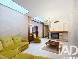  Maison à vendre 10 pièces 242 m²