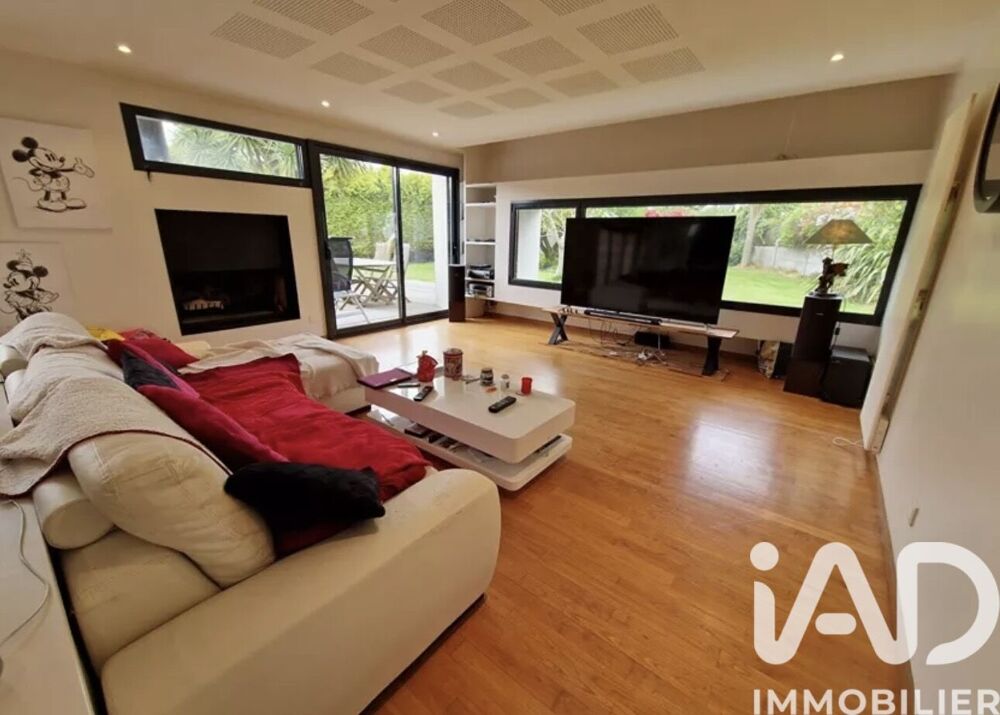Vente Maison Vente Maison d'architecte 5 pièces Guimaëc