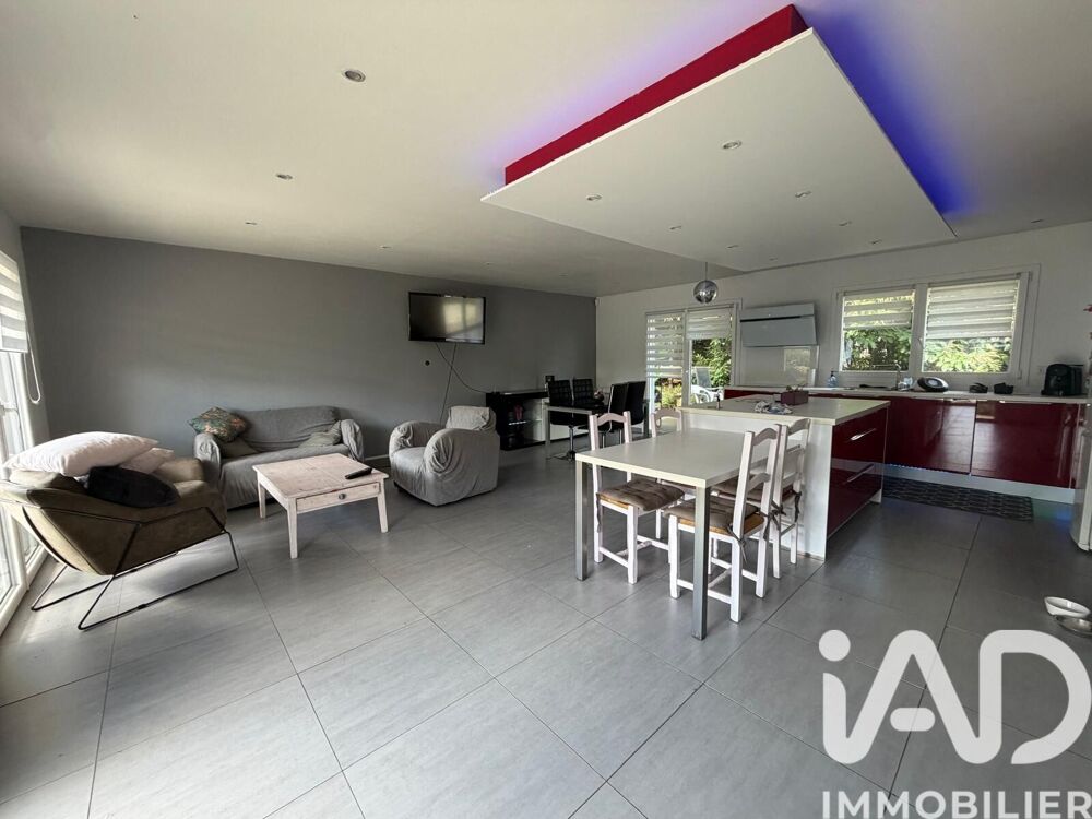 location Maison - 6 pièce(s) - 106 m² Sainte-Geneviève-des-Bois (91700)