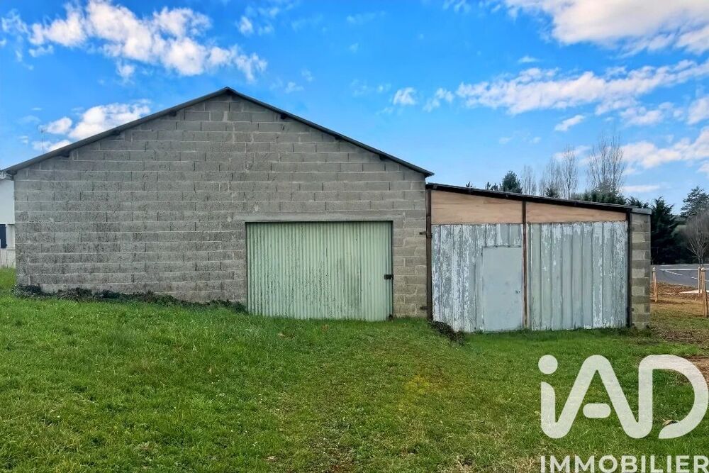 Vente Parking/Garage Vente Garage 134 m&sup2; Saint-sornin