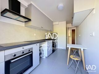  Appartement à louer 4 pièces 82 m²