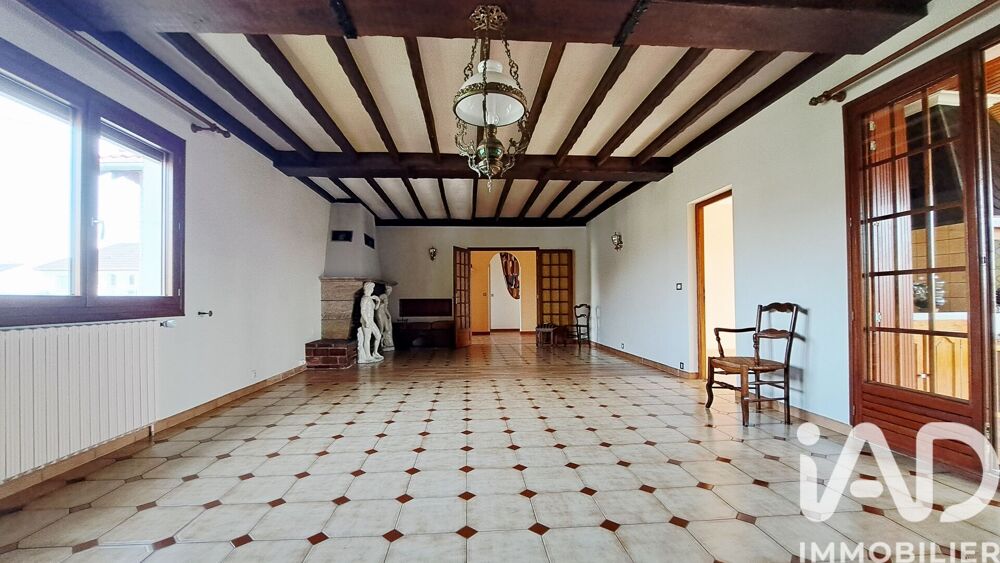 Vente Maison Vente Maison/villa 7 pièces Villemandeur