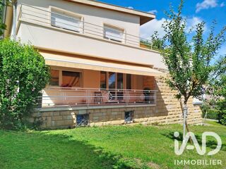  Maison à vendre 8 pièces 223 m²