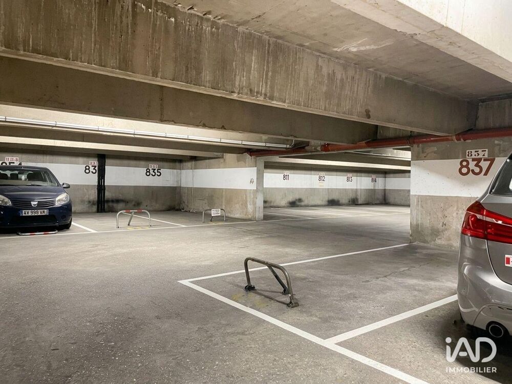 Location Parking/Garage Location Parking 11 m&sup2; Paris 13