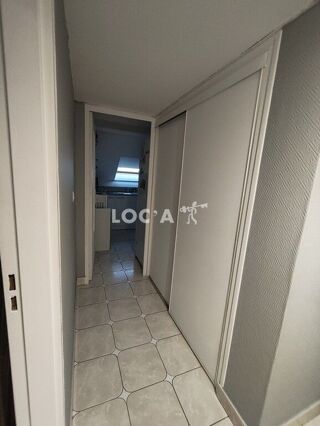  Appartement à louer 2 pièces 56 m²