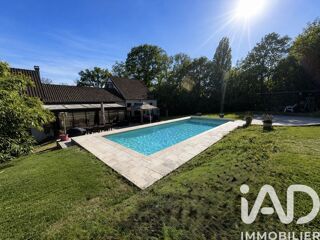  Maison à vendre 7 pièces 221 m²