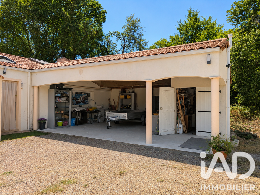 à vendre  Maison Le Bignon (44140)